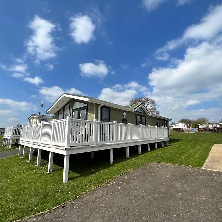 2 Bedroom Lodge Th35, Nodes Point, St Helens, Isle Of Wight St Helens  Bagian luar foto