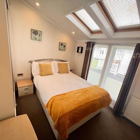 2 Bedroom Lodge Th35, Nodes Point, St Helens, Isle Of Wight St Helens  Bagian luar foto